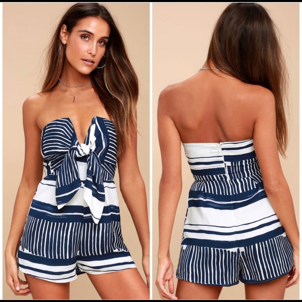 Lulu’s NWT Delphi Blue and White Romper